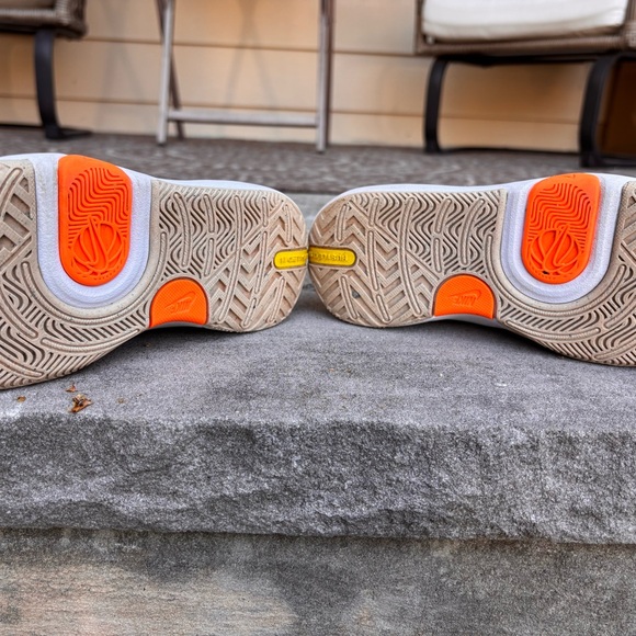 Nike team hustle D11 size 13c - Picture 6 of 6